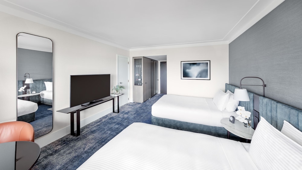 Classic Room, 2 Double Beds, City View thumbnail 5