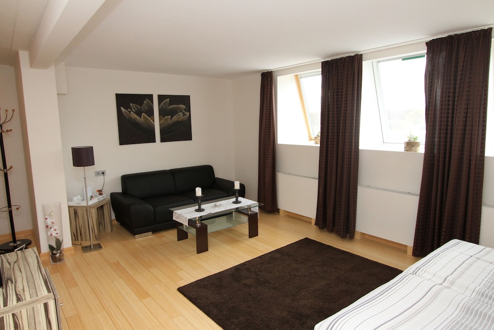 Junior Suite (Waterbed) photo 3