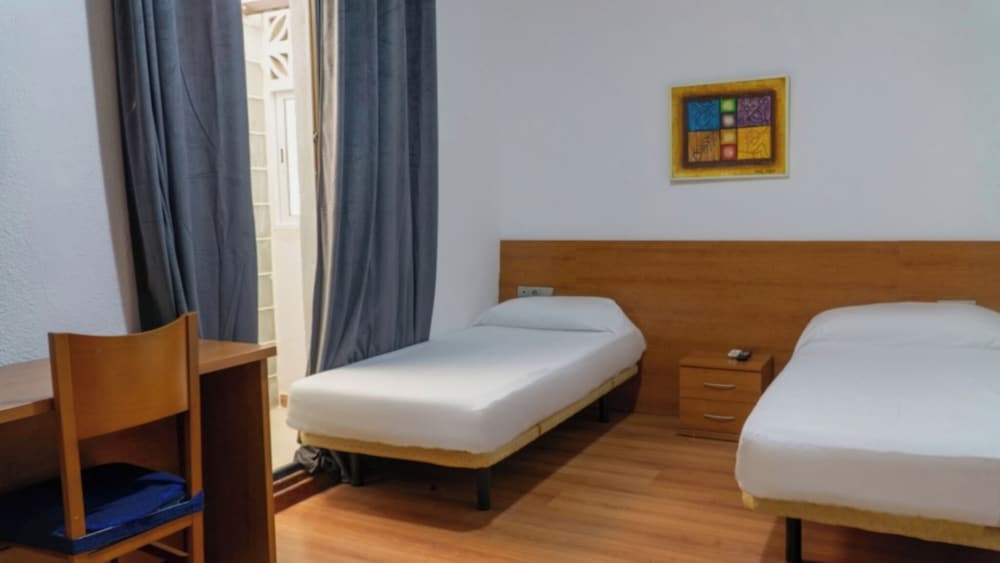 Basic Double Room, Private Bathroom