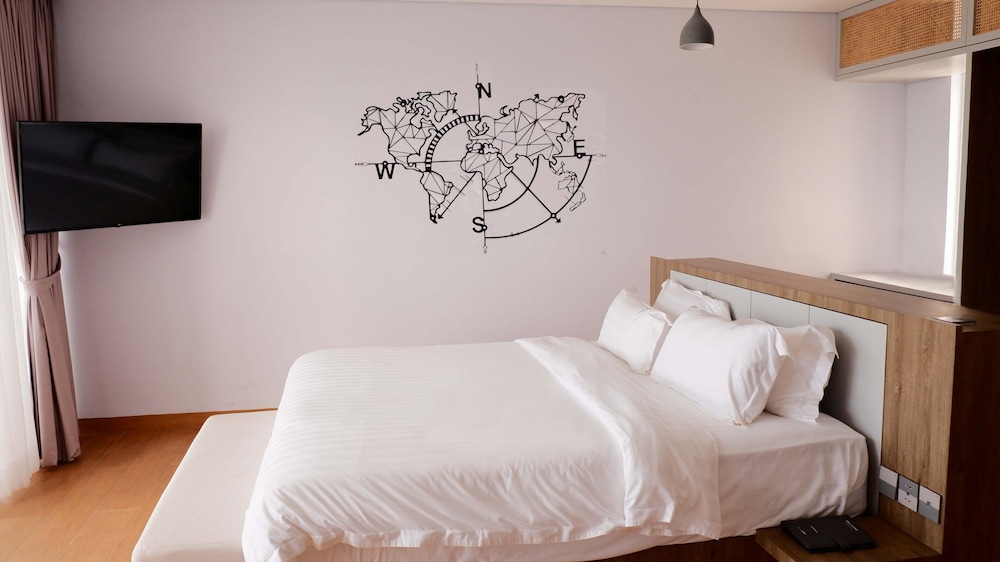 Junior Room, Oceanfront