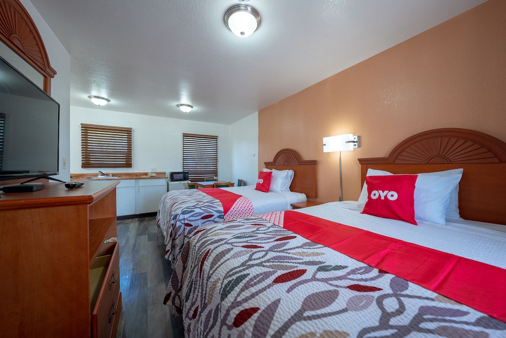 Room, Multiple Beds