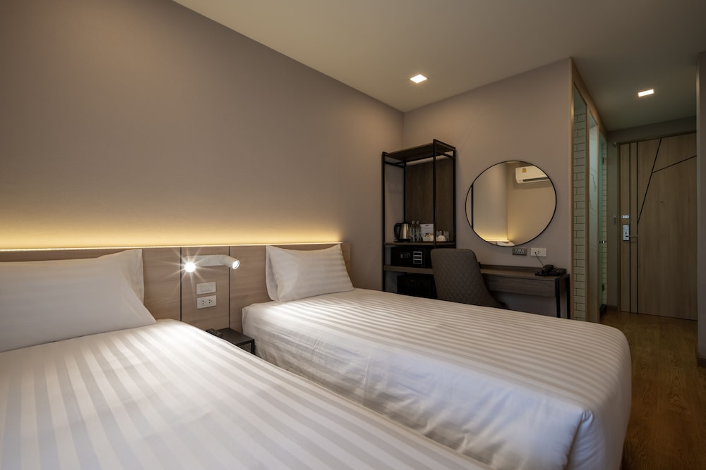 Standard Twin Room photo 3