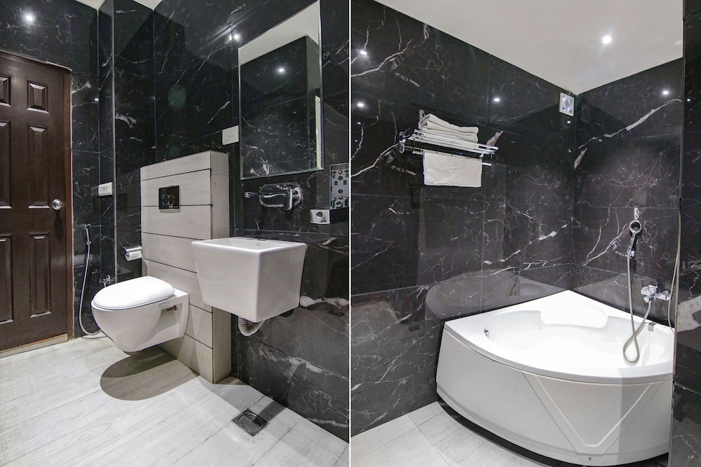 Luxury Suite photo 2