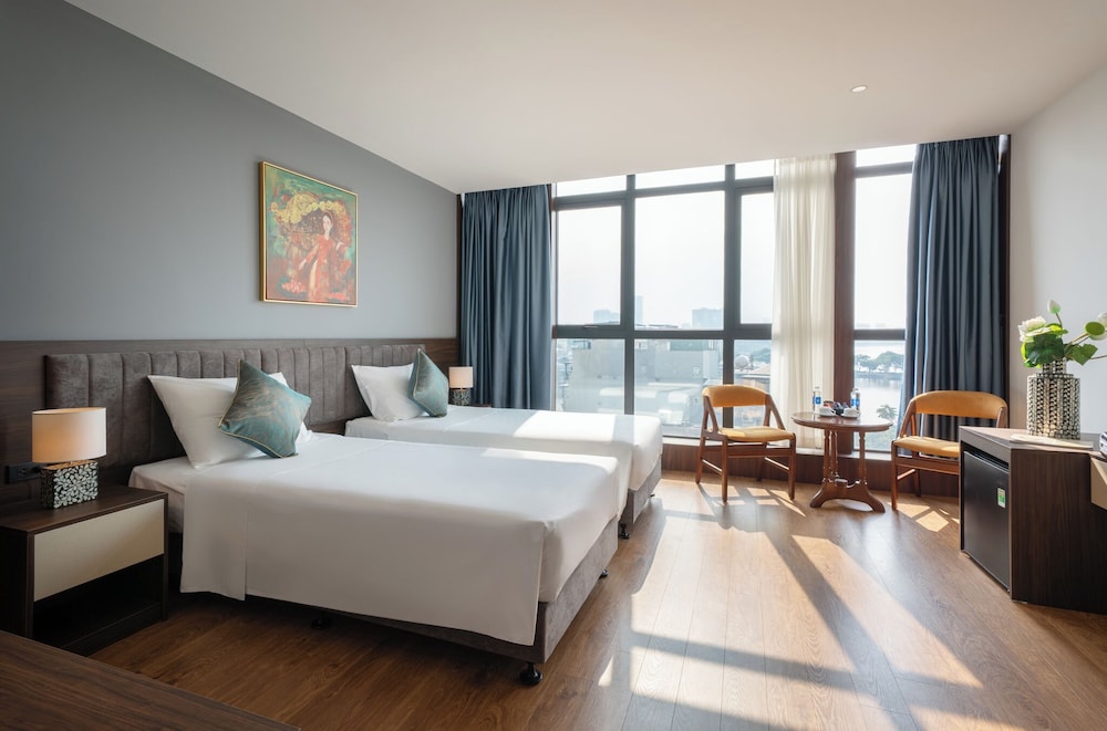 Deluxe Double Room, Lake View
