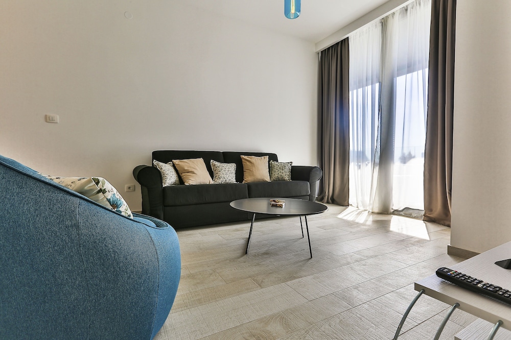 Apartment, 2 Bedrooms, Sea View