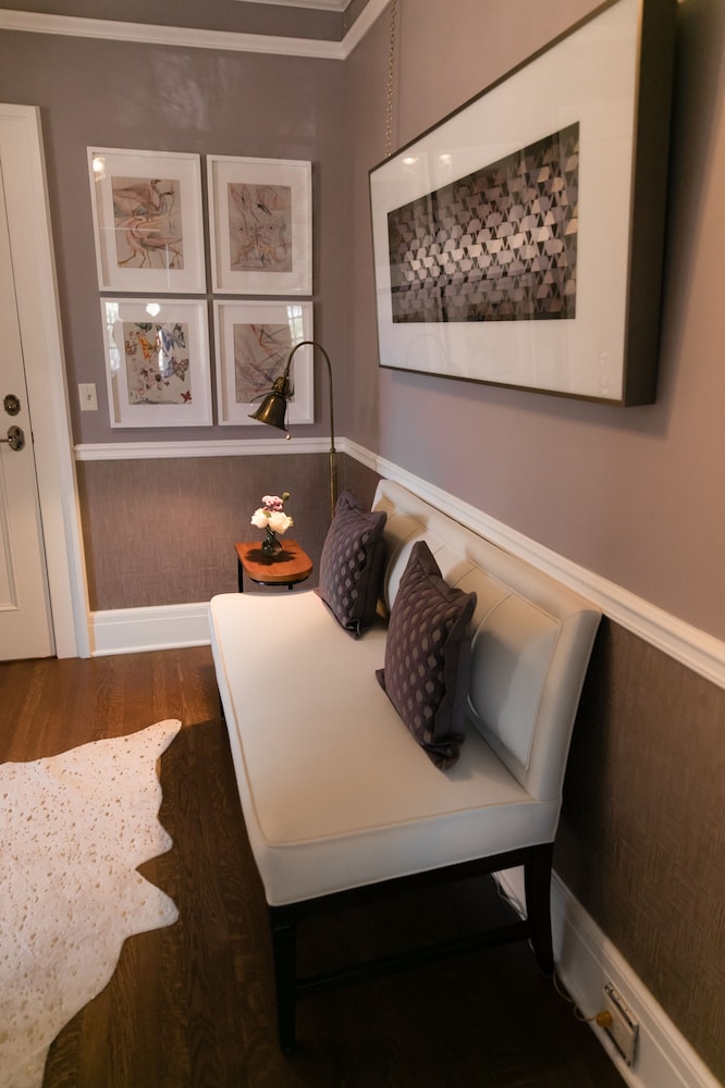 Lilac Suite photo 3