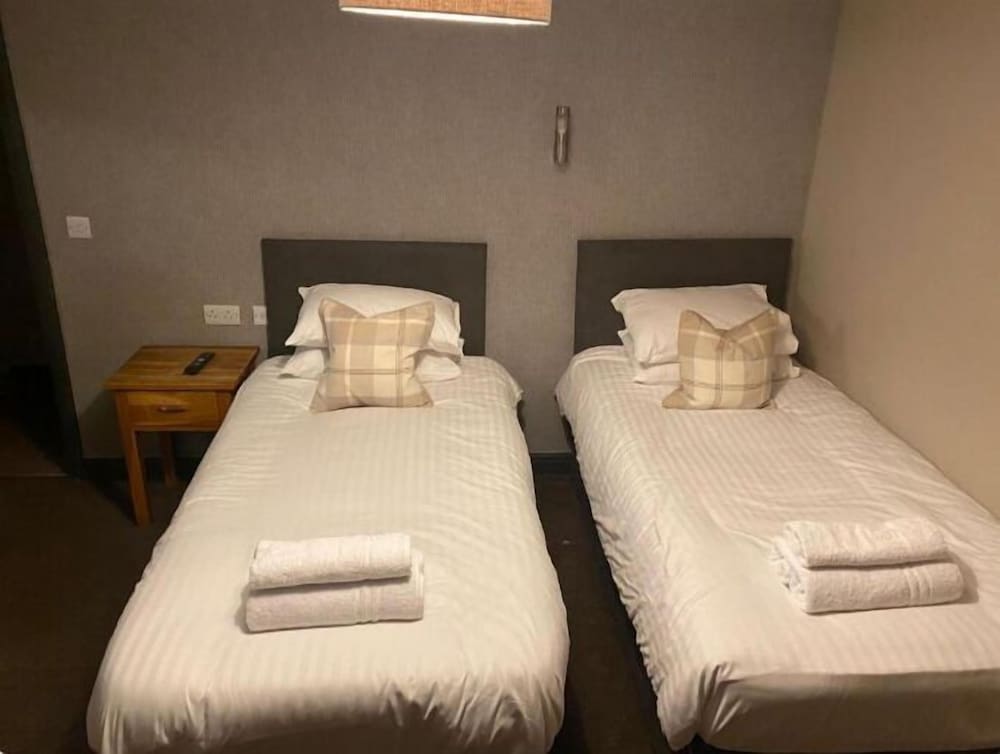 Basic Twin Room photo 1