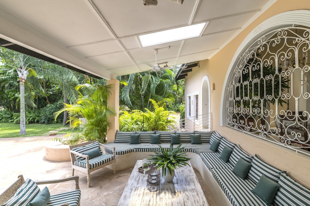 Family Villa photo 3