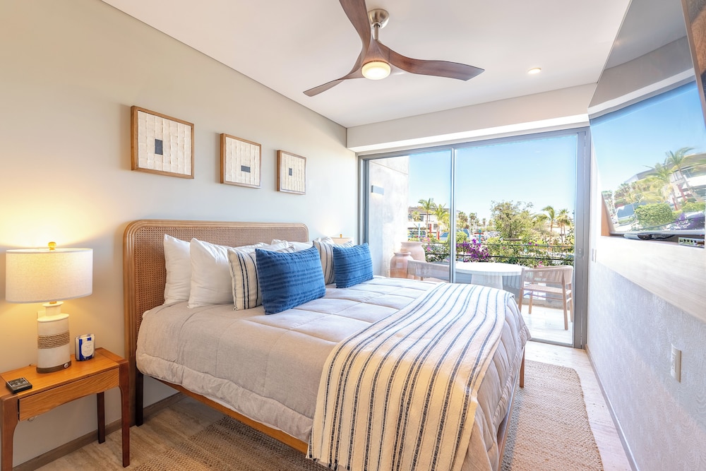 Luxury Apartment, 3 Bedrooms, City View, Beachside