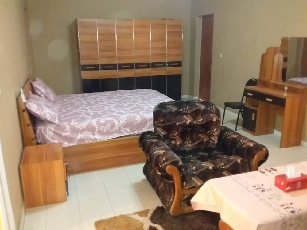 Standard Suite