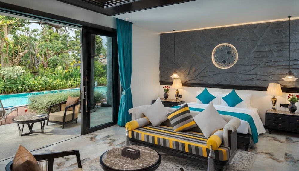 Luxury Villa, 6 Bedrooms, Pool View