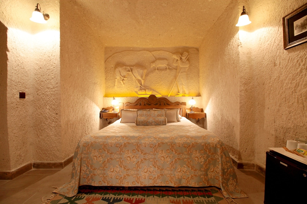 Deluxe Room - Photo 1