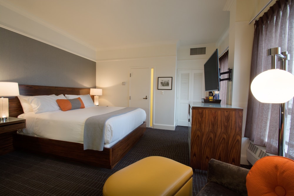 Superior Room, 1 King Bed - Photo 7