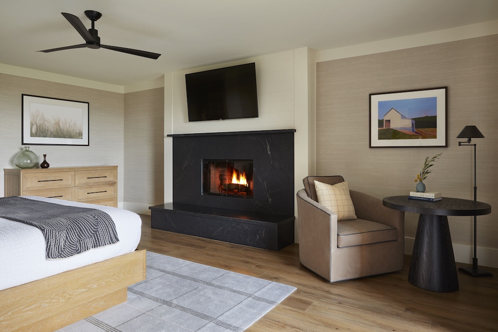 Room (Bodega Bay Lower) - Photo 4