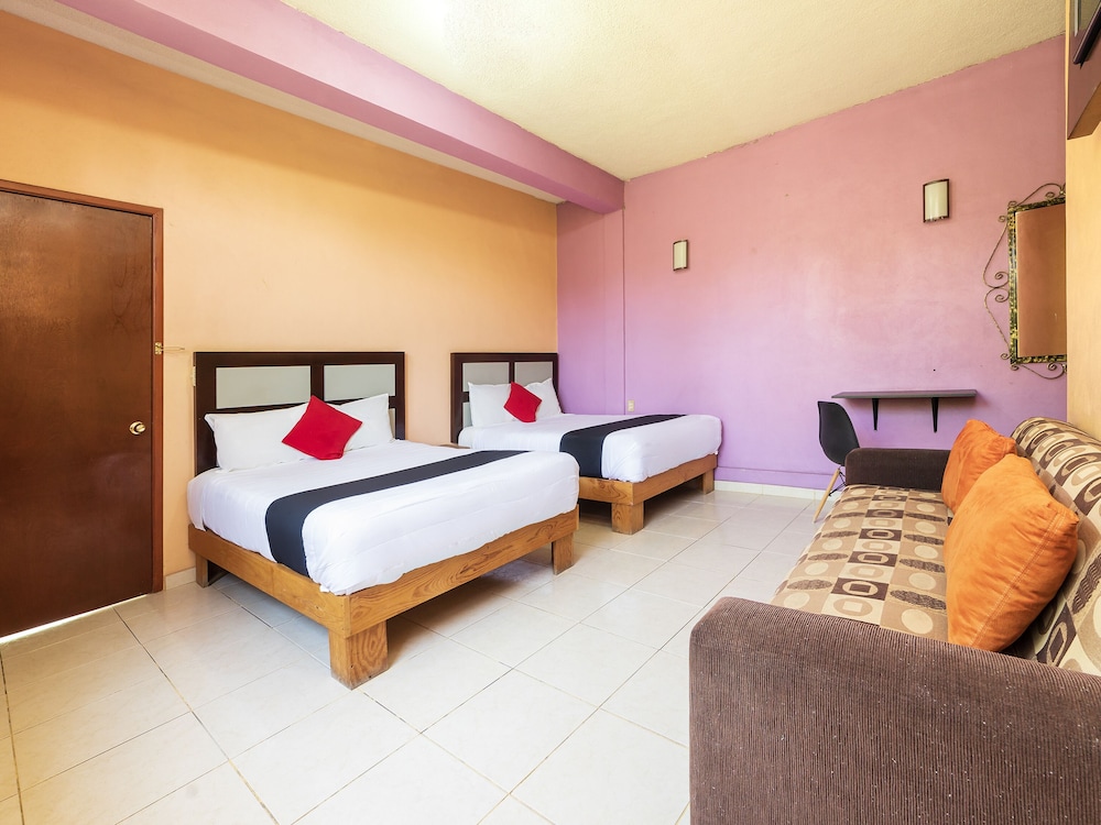 Standard Room, 2 Double Beds - Photo 7