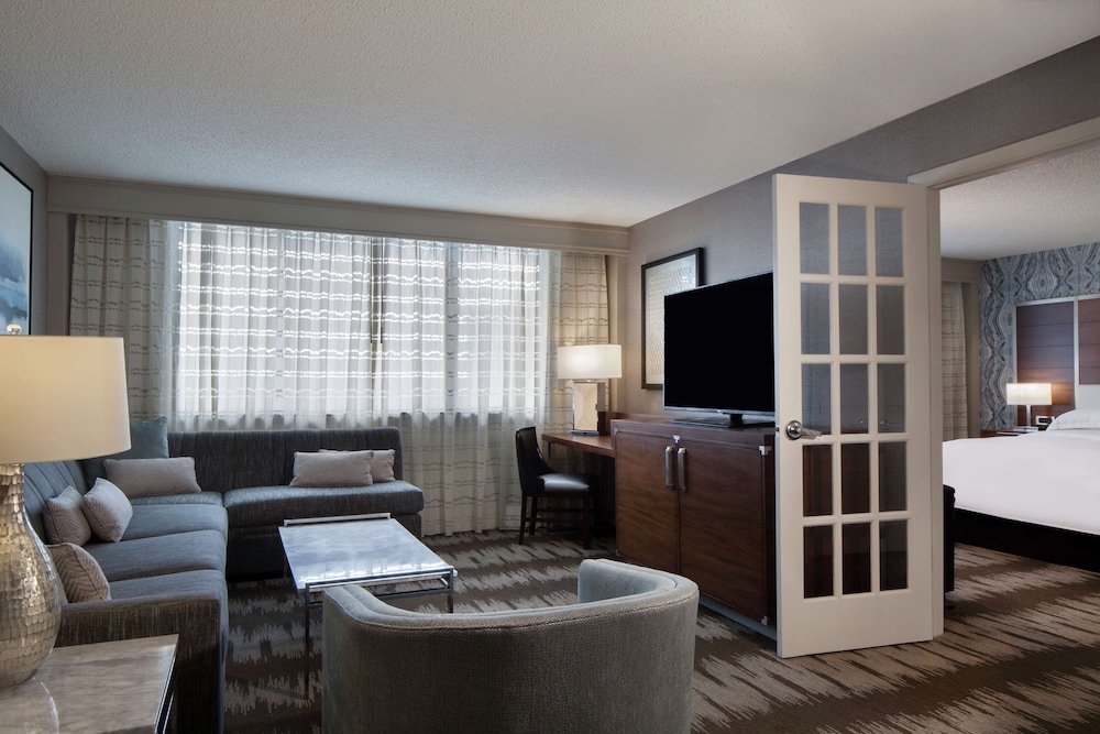 Suite, 1 King Bed, Allergy Friendly - Photo 5
