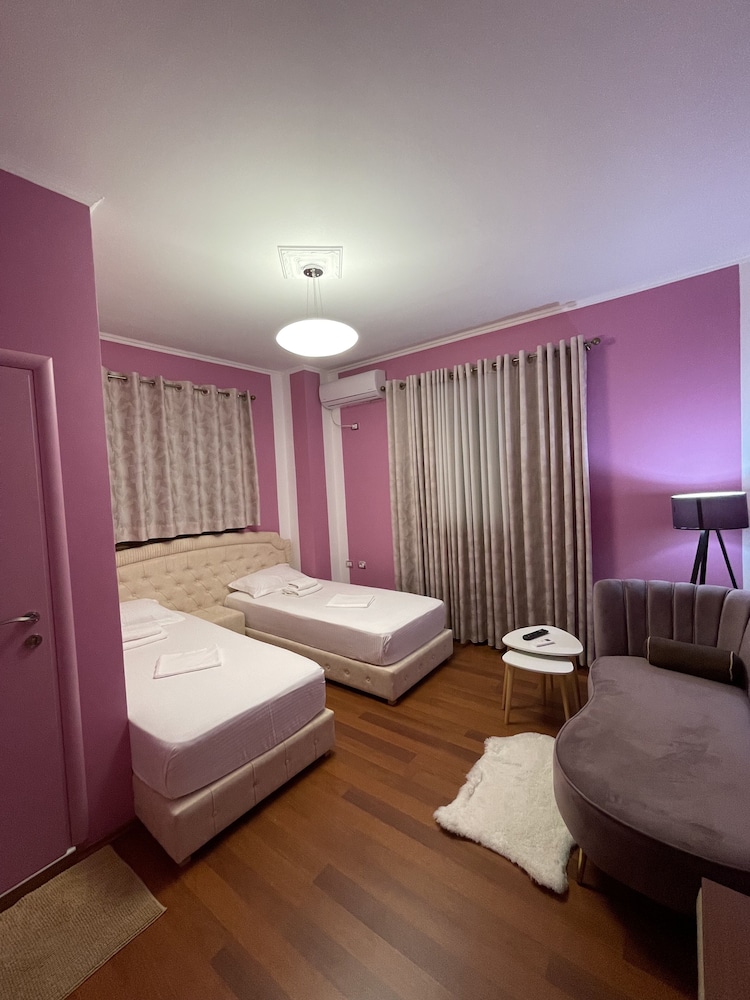 Economy Twin Room, Multiple Beds, Non Smoking, City View