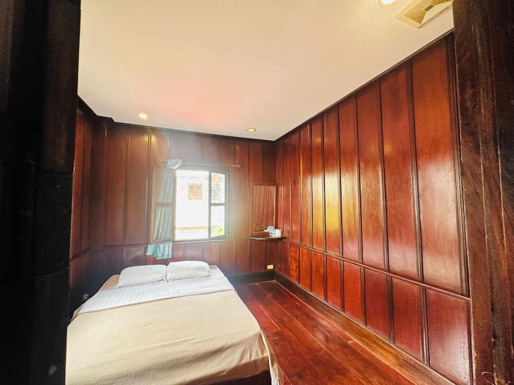 Standard Double Room - Photo 10