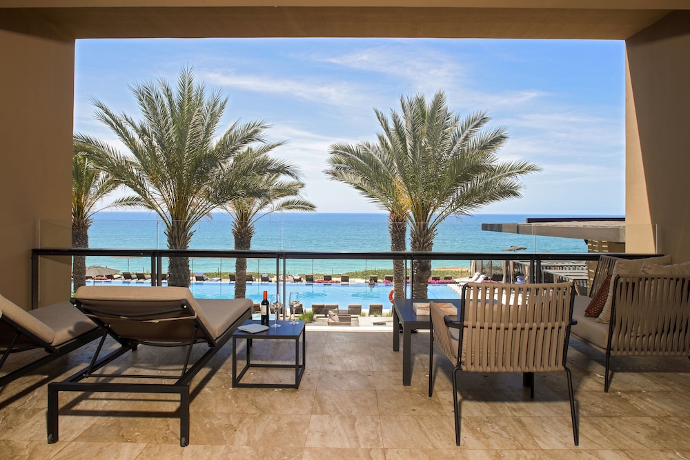 Suite, 1 King Bed With Sofa Bed, Balcony (oceanfront)