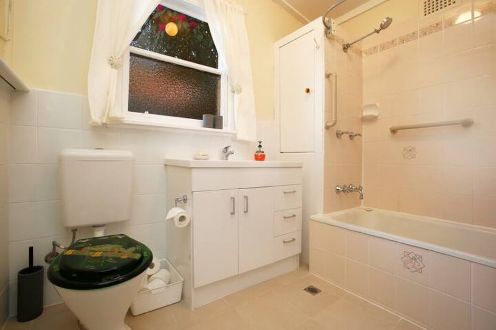 Traditional House photo 2