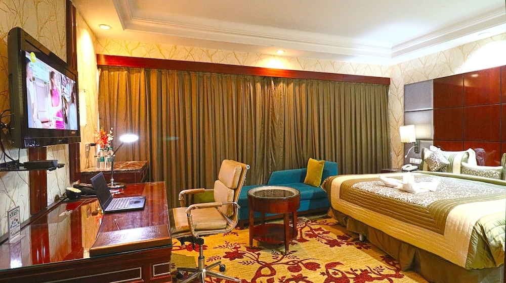 Executive, Double or Twin Room - Photo 8
