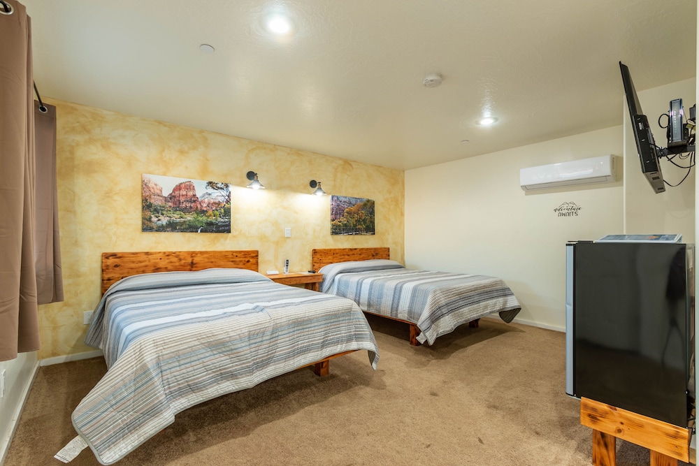 Room - Photo 2