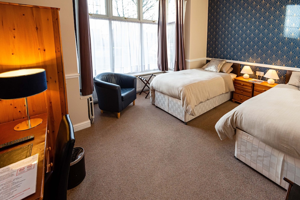 Superior Twin Room