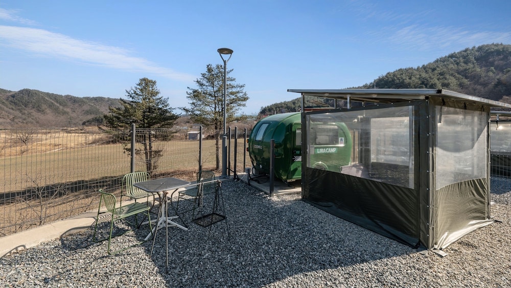 Basic Room, 1 Bedroom (Gamseong Caravan 03) photo 2