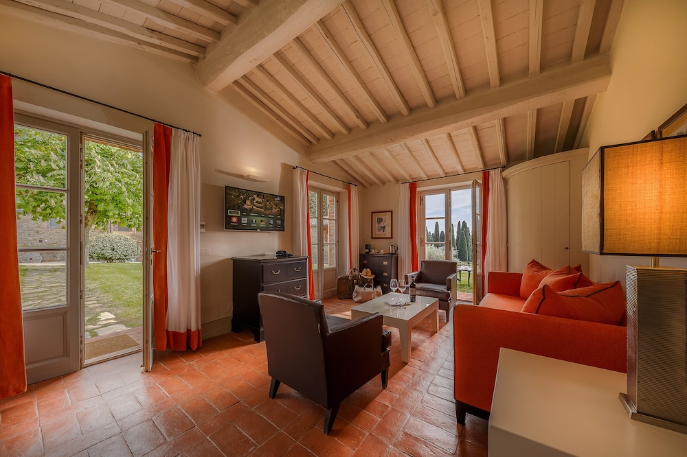 Comfort Villa - Photo 1