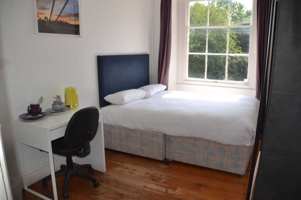 Superior Single Room, Shared Bathroom