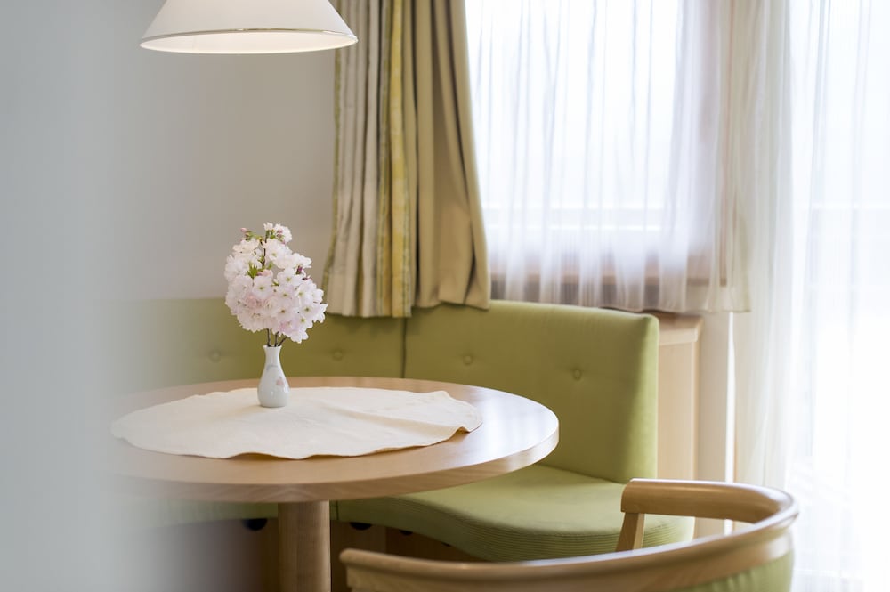 Suite, Valley View photo 3