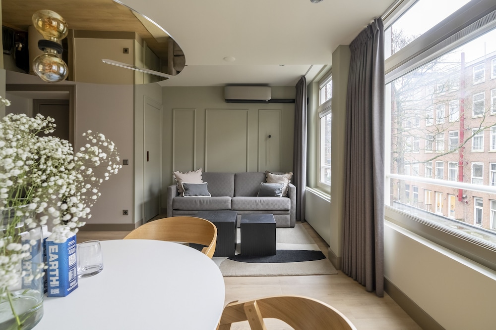 1 Bedroom Apartment with Sofa Bed photo 1