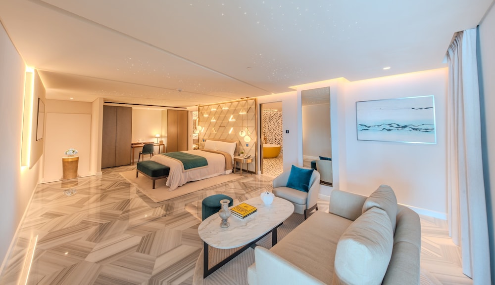 2 BED | Skyline Suite | Sea View thumbnail 5