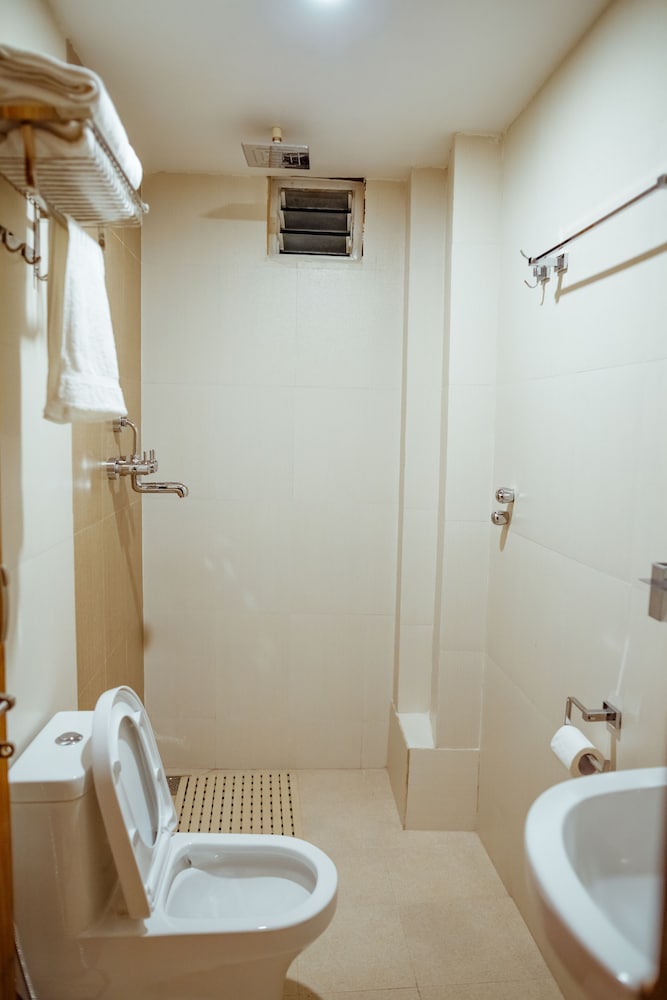 Deluxe Twin Room - Photo 7