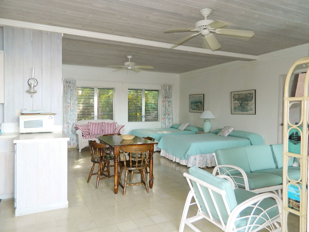 Apartment, 2 Bedrooms (Family Suite, Cove View) photo 2