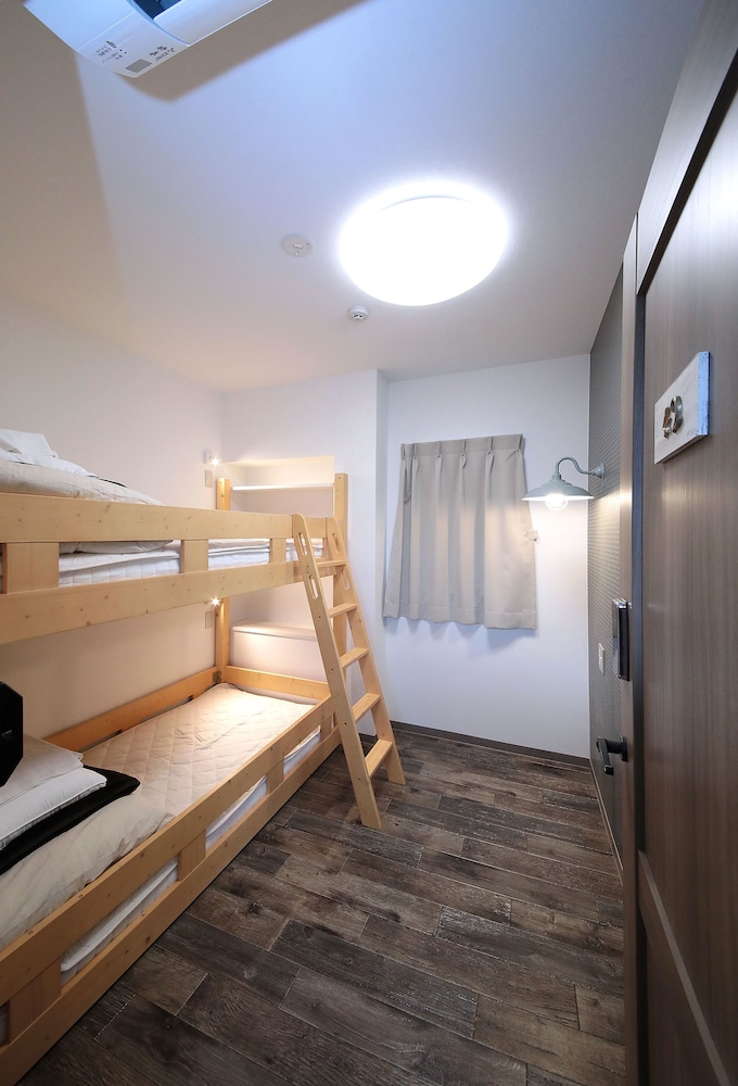 Twin Room Single Use photo 3