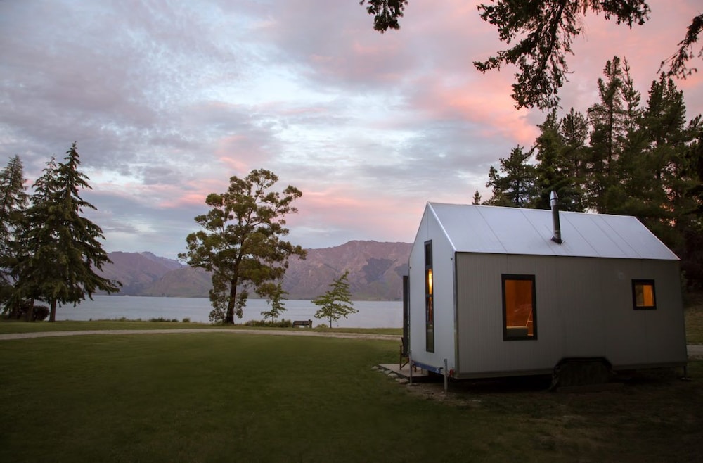 Classic Mobile Home, 1 Loft Double Bed, Kitchenette, Lake View photo 1