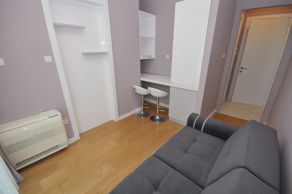Deluxe Double Room, City View photo 3