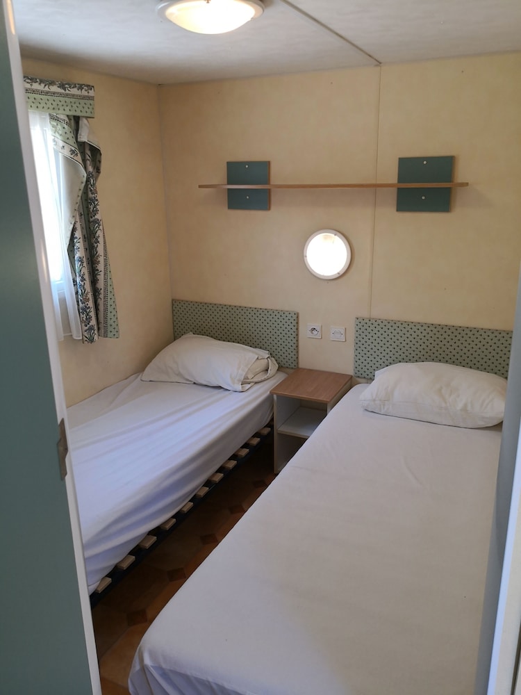 Mobile Home (Provence) photo 1