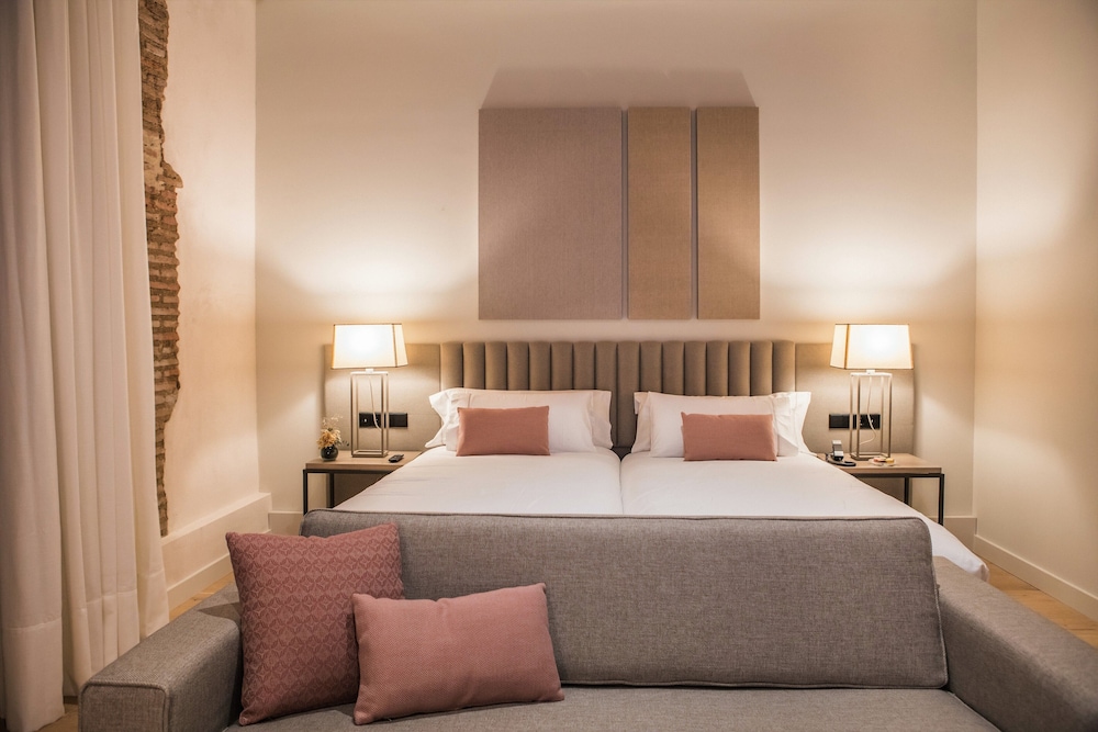 Superior Room - Photo 3