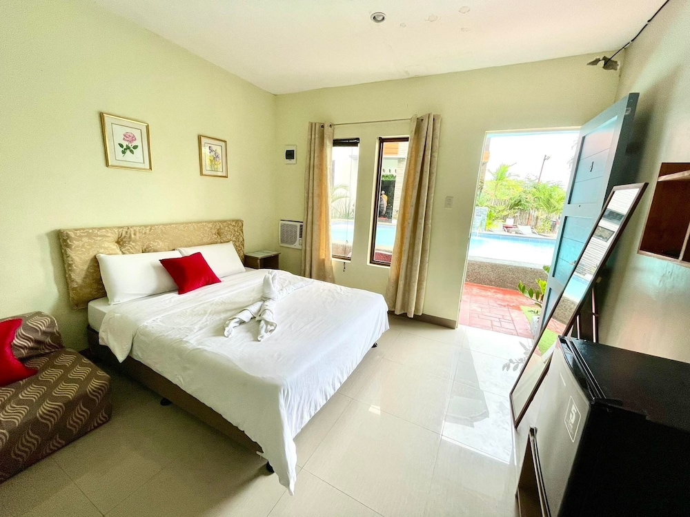 Standard Quadruple Room - Photo 7
