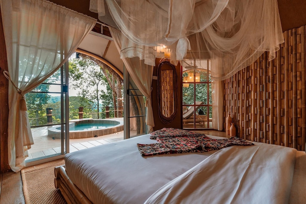 Romantic Villa, Mountain View photo 3