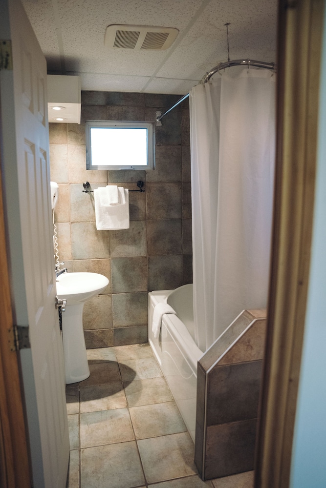 Standard Condo (13) photo 2