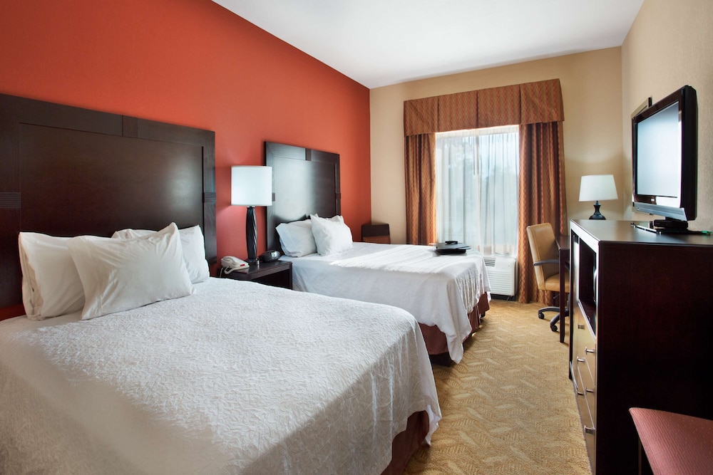 Room, 2 Queen Beds, Accessible, Non Smoking - Photo 1