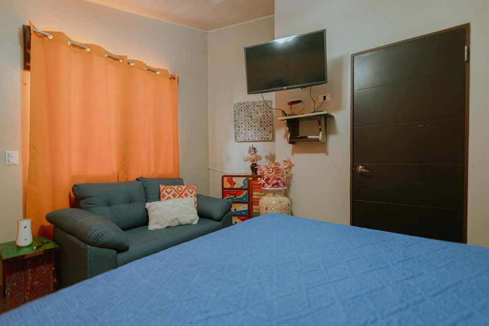 Economy Double Room photo 2
