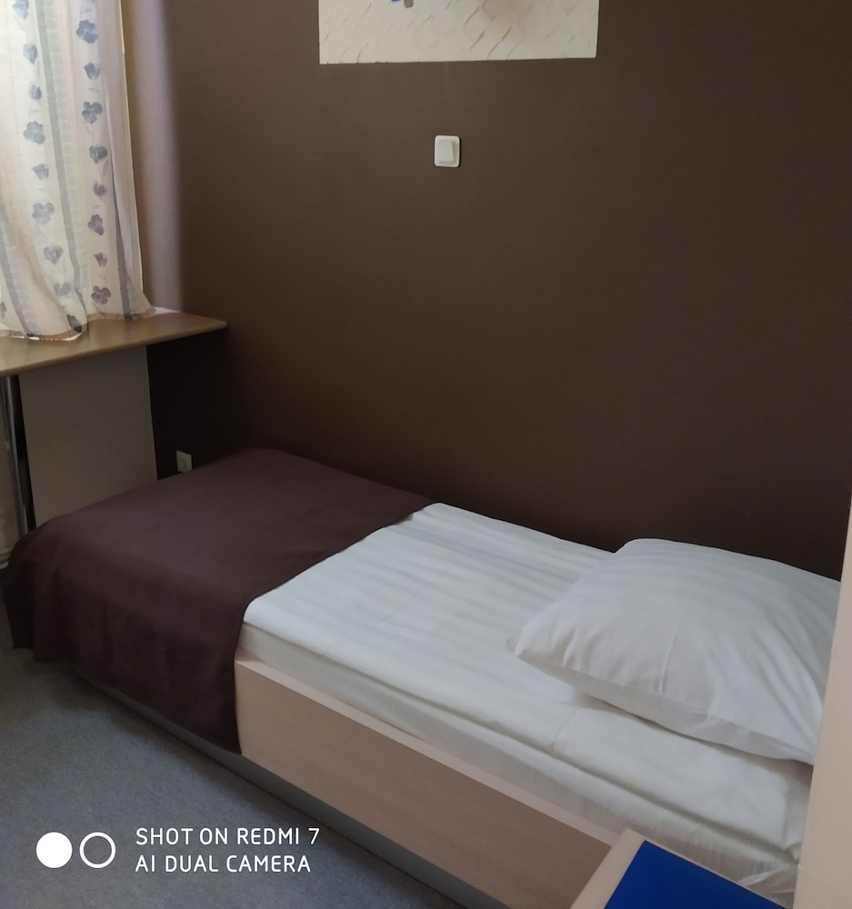 Basic Single Room photo 1