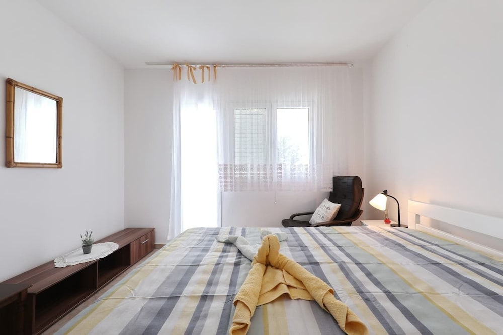 Apartment (Djurdja - 20 m from beach - A1 Lucija) photo 2