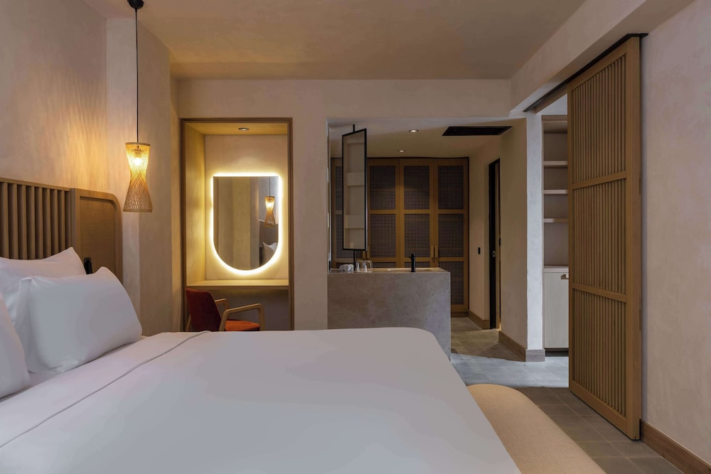 Premium Suite, Non Smoking, Private Pool - Photo 2