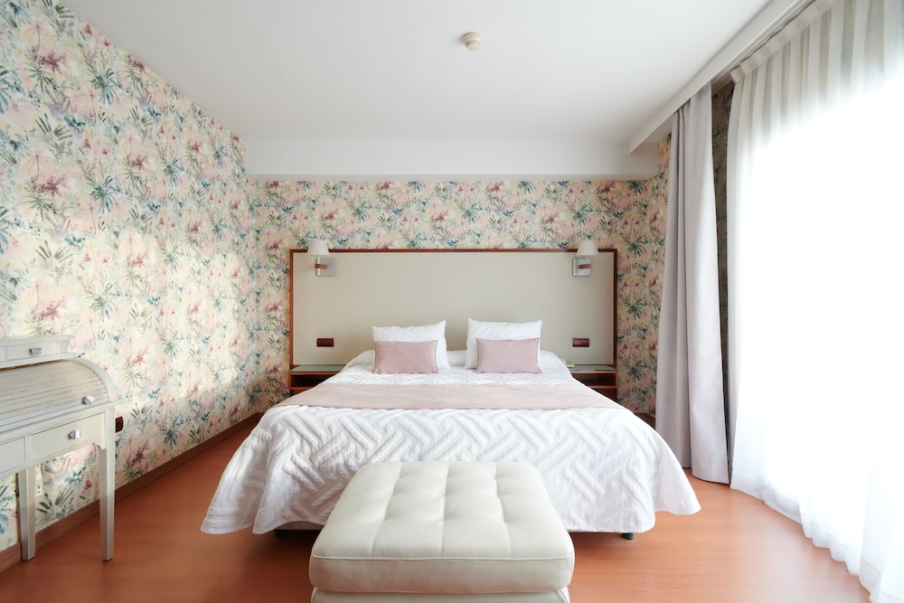 Basic Suite photo 2