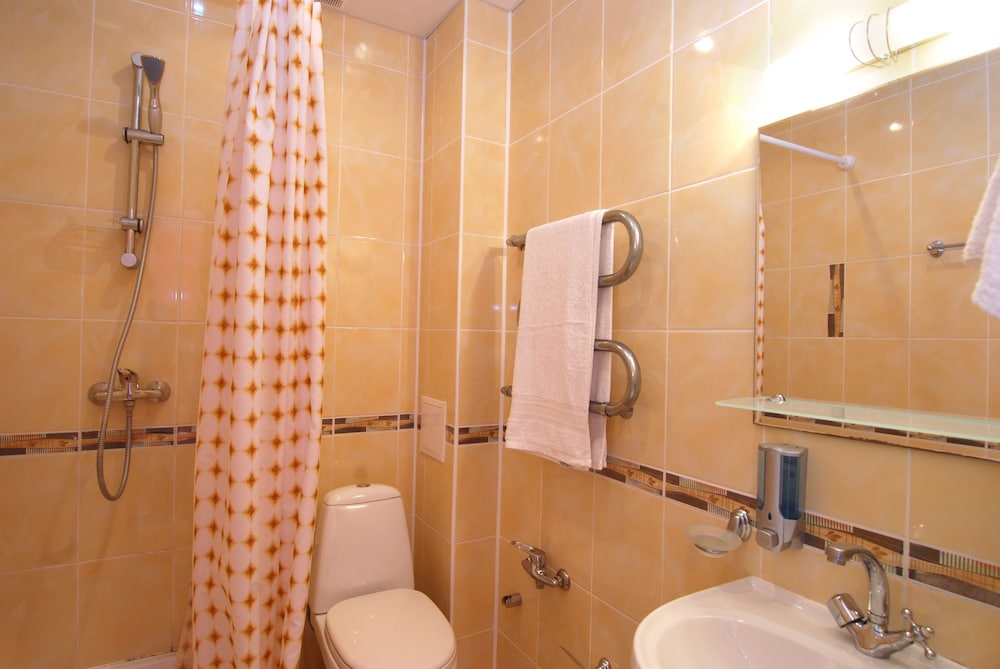 Standard Room photo 2